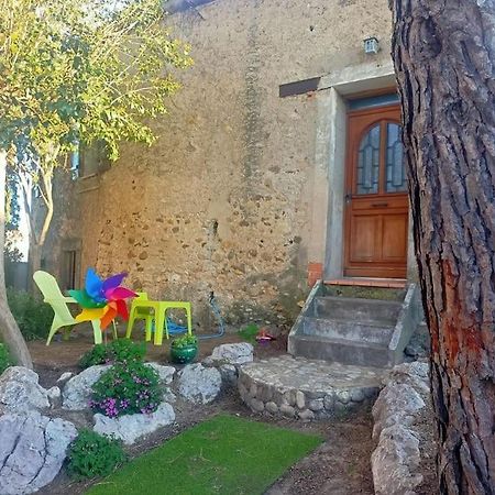 Le Clos Du Pin Thezan-les-Beziers 外观 照片