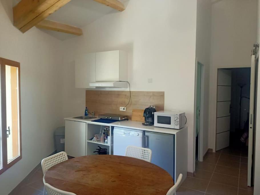 Le Clos Du Pin Thezan-les-Beziers 外观 照片